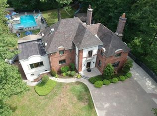 17928 Tudor Rd, Jamaica, NY 11432