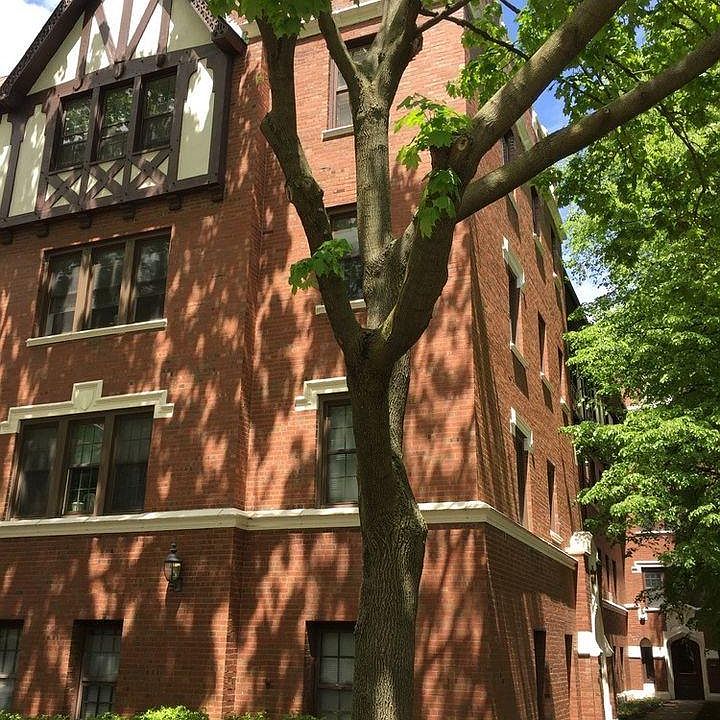 1st image of 921 Ontario St #2S