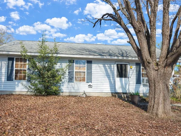 1103 Pickett St, Moncks Corner, SC 29461