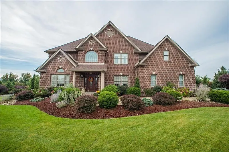 1009 Skyline Dr photo 1