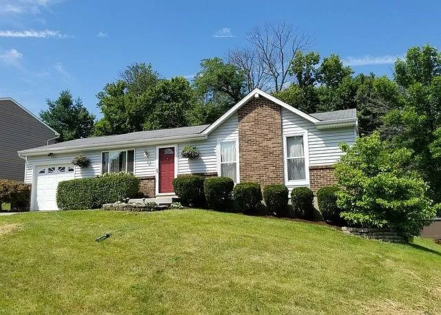 5011 Riverwatch Dr photo 1
