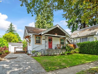 3825 SE Raymond St, Portland, OR, 97202