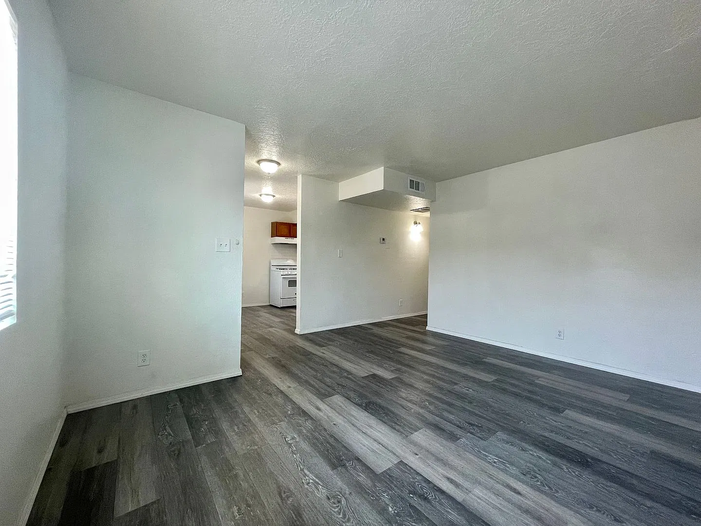 Ventura Place — Photo 2