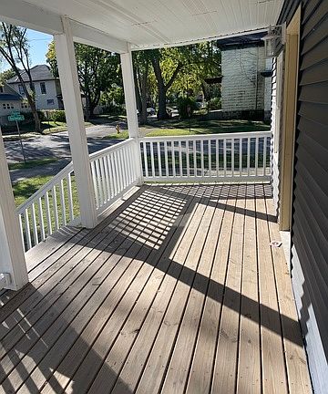 2nd image of 493 S Poplar Ave #493