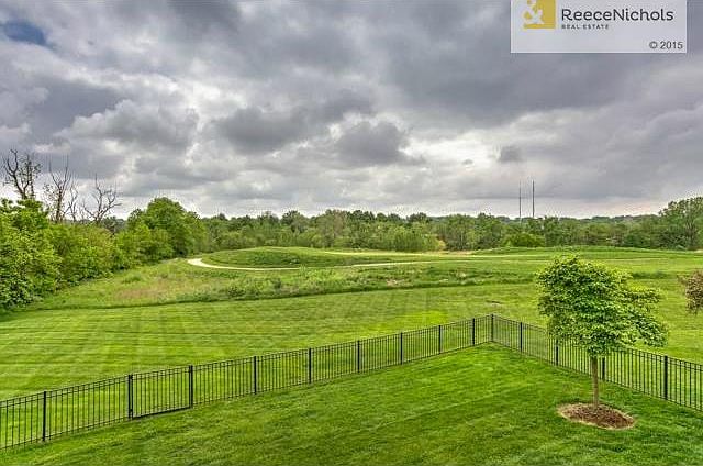 2nd image of 2936 S Brentwood Ct