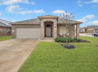 2437 Moon Ranch Dr, Weatherford, TX 76087