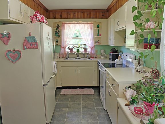 2nd image of 513 S. Crescent Avenue