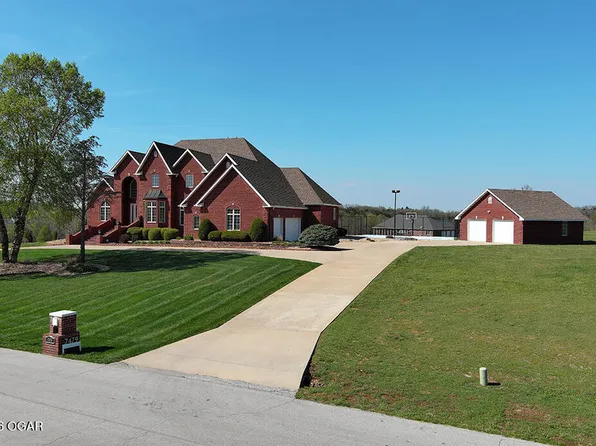 7479 W Persimmon Ct, Willard, MO 65781