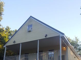 4014 Woodland Hills Dr, Brooklyn, IA 52211