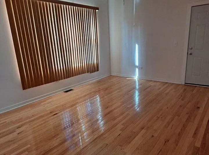 2 bed, $1,200 — Photo 3