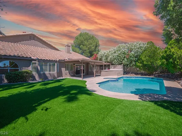 2037 Pinion Springs Dr, Henderson, NV 89074
