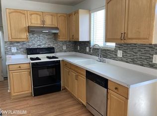 26450 Nanton St, Madison Heights, MI 48071