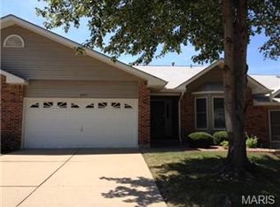 2963 Oakmoor Dr, Saint Charles, MO 63301