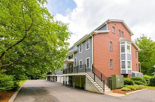 1st image of 6 N Stone Mill Dr #913