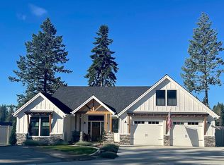 1032 E Gravelstone Ct, Hayden Lake, ID 83835