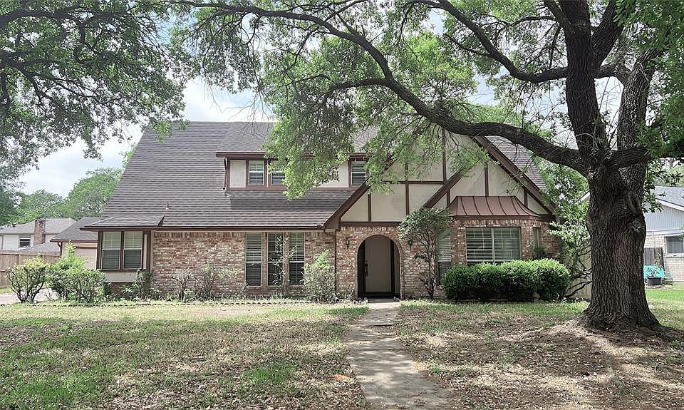 1st image of 5015 Foxdale Dr