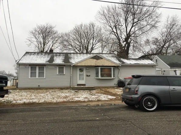 404 W Laurel St, Vineland, NJ 08360