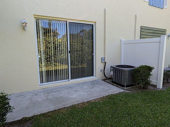2nd image of 223 Foxtail Dr APT F