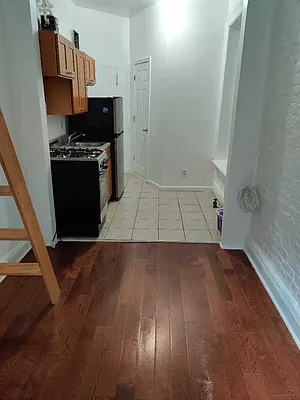 Rented by Brown Harris Stevens | media 10