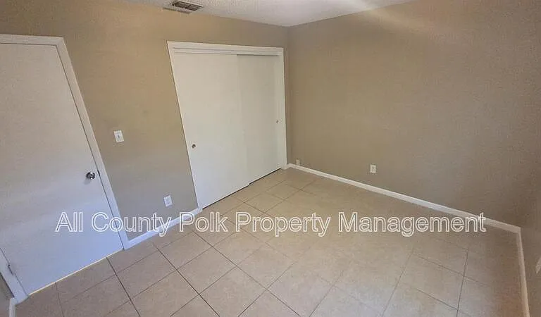 4917 Malibu Ct — Photo 13
