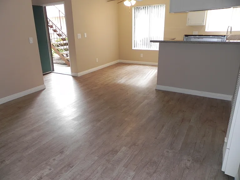 Chapman Villas Apartments — Photo 58