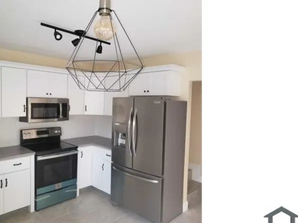 5935 NW 23rd St, Lauderhill, FL 33313