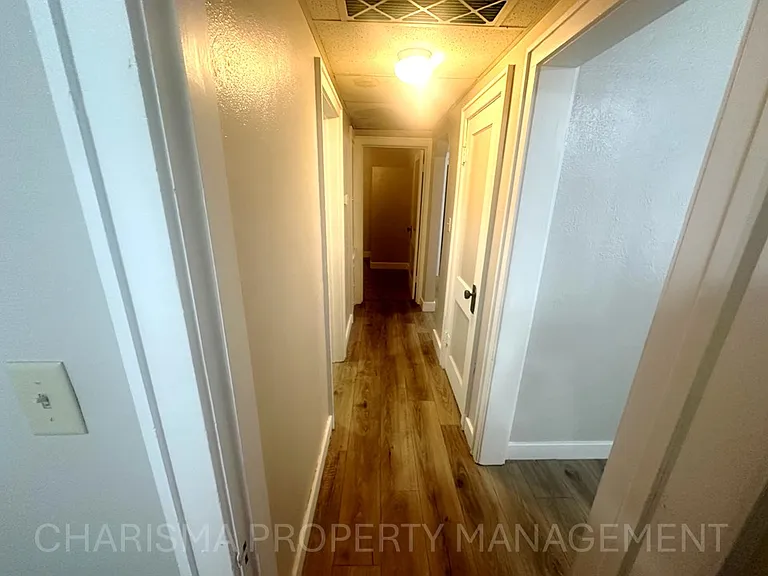 GEPC Properties Plex — Photo 18