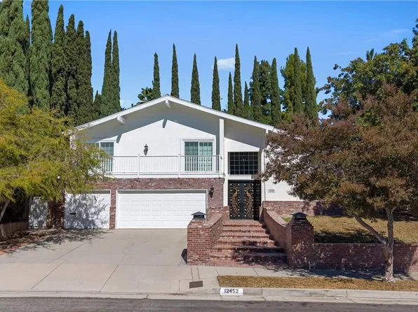 12452 Bradford Pl, Granada Hills, CA 91344