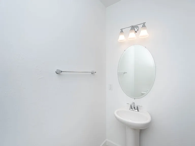 15218 Sunny Day Dr — Photo 27
