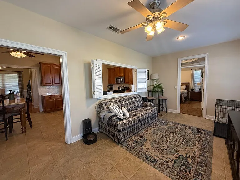 4410 Windlake Dr — Photo 19