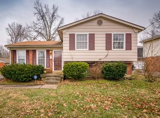 8010 Brush Ln, Louisville, KY 40291