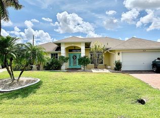 523 SE 23rd Ave, Cape Coral, FL 33990