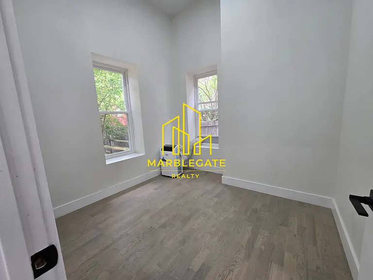 53 Lincoln Park #11C — Photo 3
