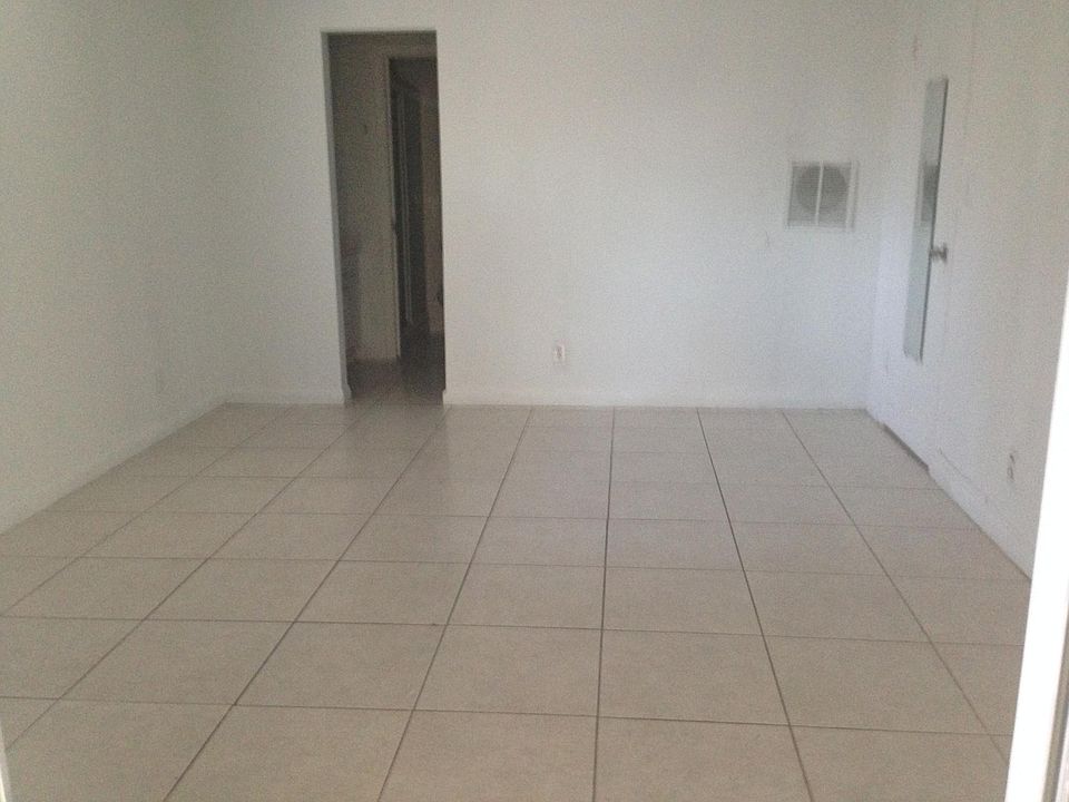 1st image of 2073 W Bond Dr