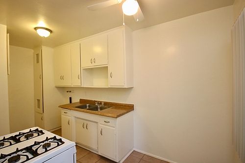 4th image of 56 Eloise St #2