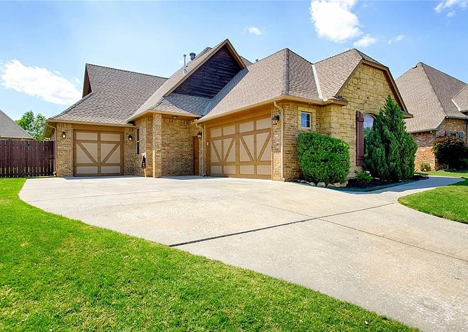 1st image of 17405 Parkgrove Dr