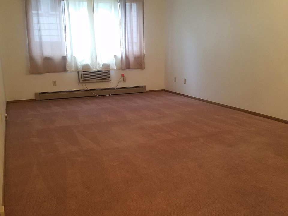 1st image of 1825 Drexel Blvd #4
