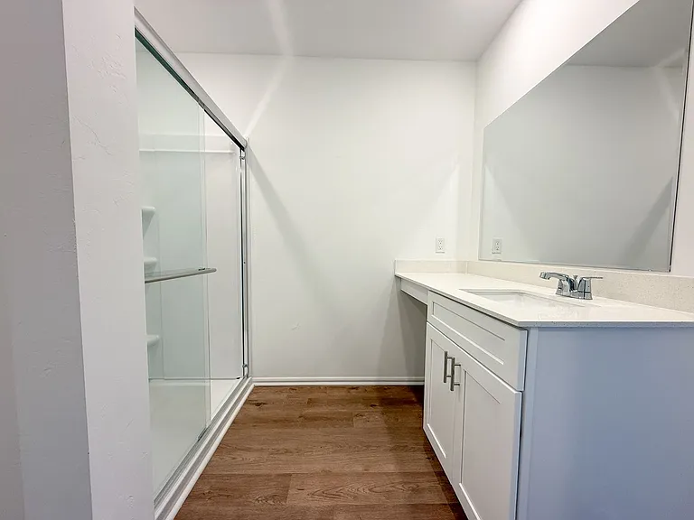 16309 Harvester Dr — Photo 13