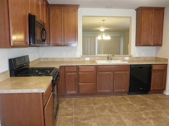 4th image of 1468 Birmingham Forest Dr
