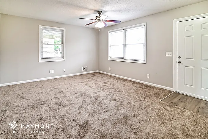 3 bed, 1.0 bath, 1000 sqft, $1,295 — Photo 4