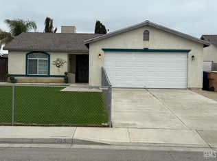 1305 Quartz Hill Rd, Bakersfield, CA 93307