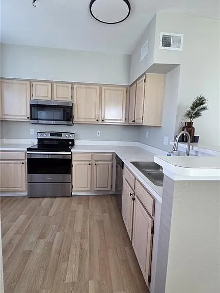 23520 Walden Center Dr #308 — Photo 4