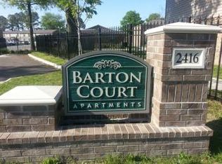 2416 E Barton Ave, West Memphis, AR 72301