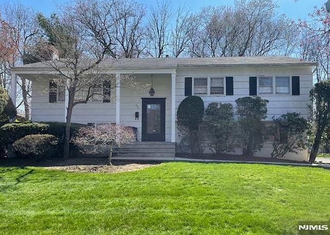 1st image of 482 Tulane Ct