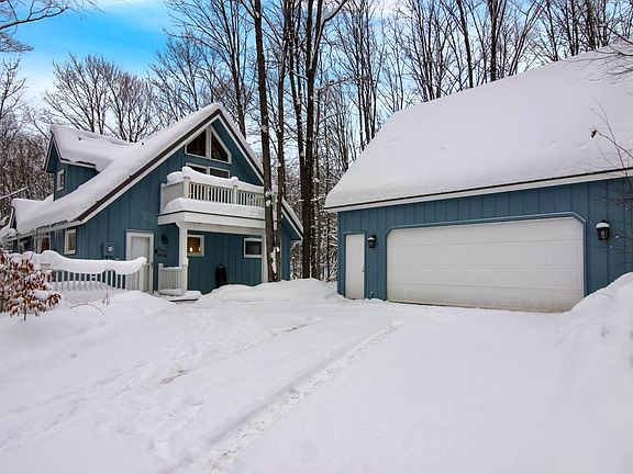 2nd image of 2936 Spalte Strasse Dr