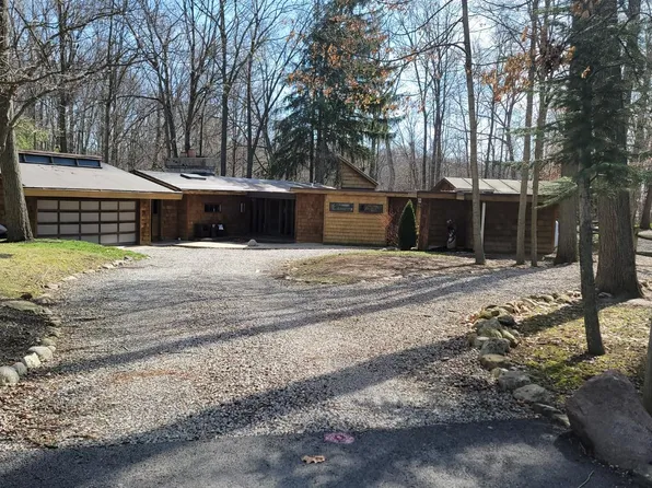 305 E South Trl, Tiffin, OH 44883