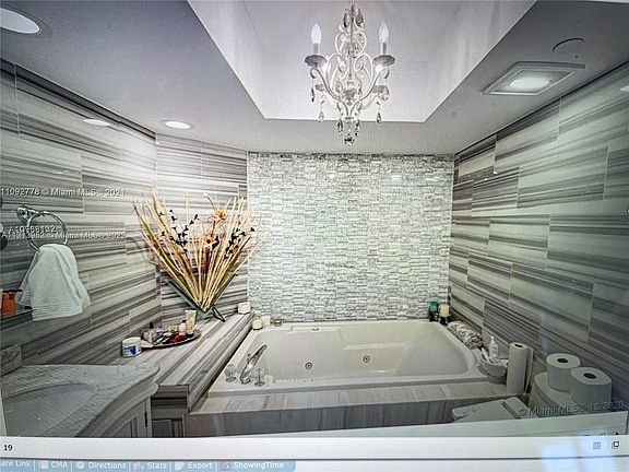 4th image of 16425 Collins Ave APT 1112