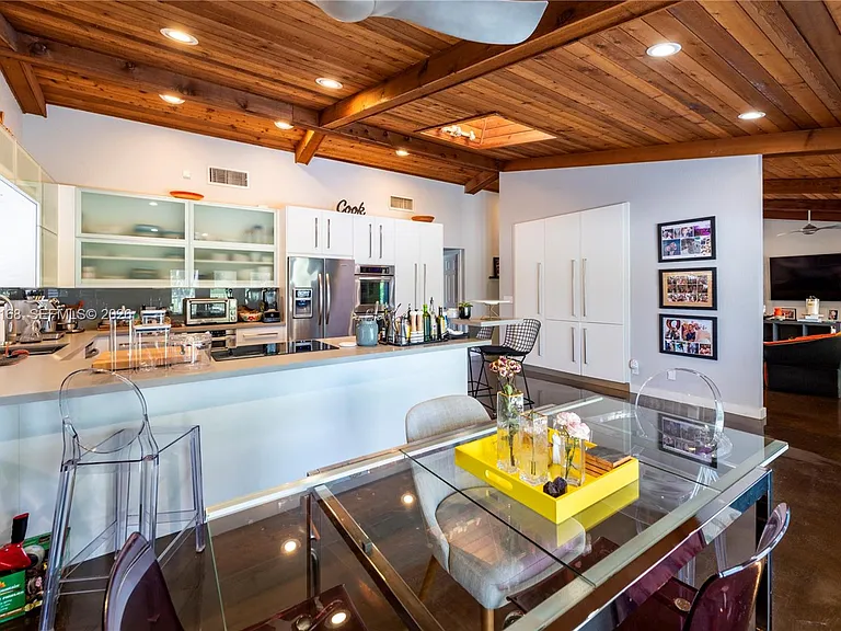 921 Bayberry Point Dr — Photo 29