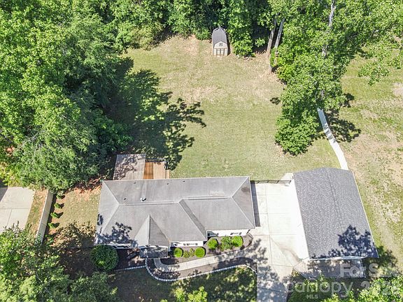 3rd image of 9027 Leah Meadow Ln