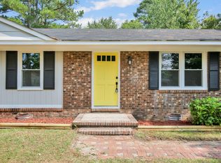 65 Rolling Springs Dr, Spring Lake, NC 28390